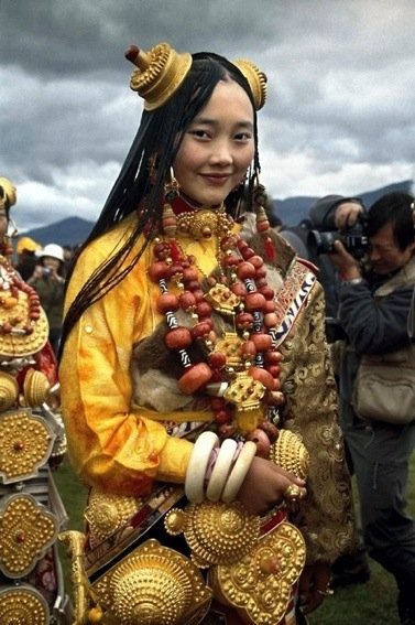 1353057488_jeune-femme-tibet