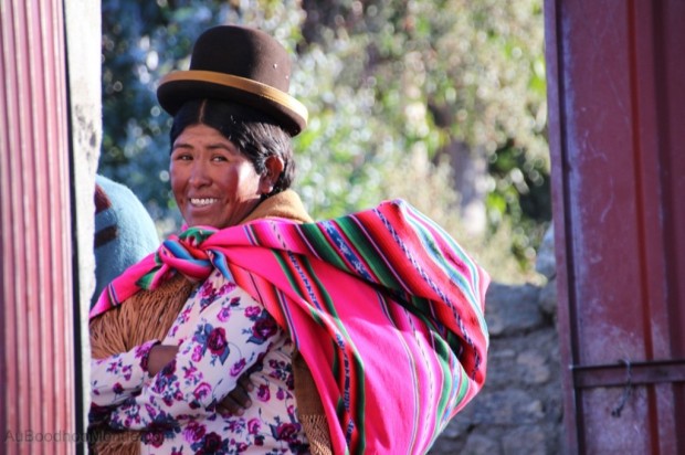 Bolivie-femme-traditionnelle-1024x682
